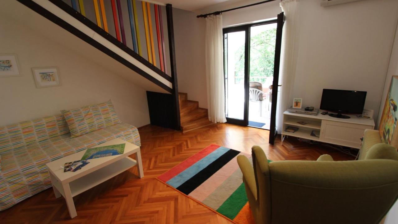 Apartment in Malinska/Insel Krk 13204 Bagian luar foto
